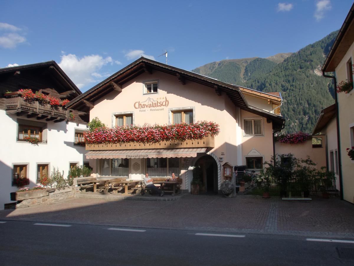 Hotel Chavalatsch Tubre Exterior foto